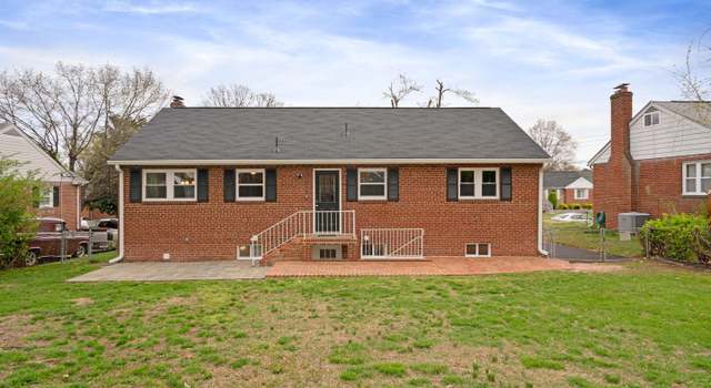Photo of 6010 Brunswick St, Springfield, VA 22150