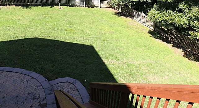 Photo of 27 Battery Ridge Dr, Fredericksburg, VA 22405