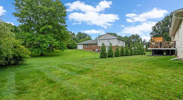 Photo of 18513 Rolling Acres Way, Olney, MD 20832