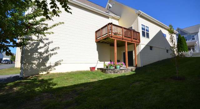 Photo of 17446 Lethridge Cir, Round Hill, VA 20141