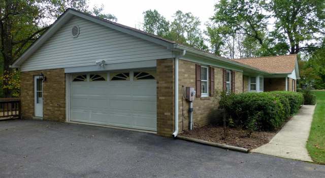 Photo of 16401 Abbey Dr, Bowie, MD 20715