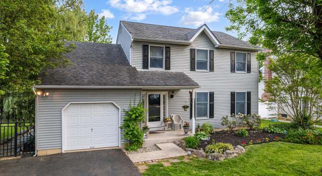 Photo of 617 Highpointe Cir, Langhorne, PA 19047