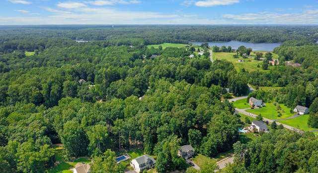 Photo of 10108 Brookrun Ct, Spotsylvania, VA 22553