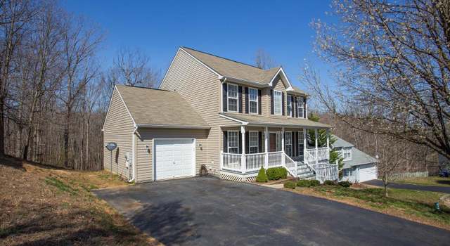Photo of 33 Amelia Ct, Fredericksburg, VA 22405