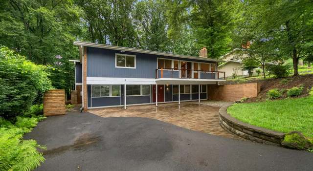 Photo of 7614 Hamilton Spring Rd, Bethesda, MD 20817