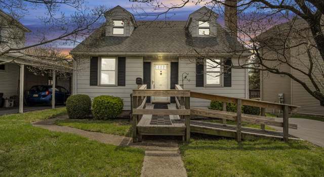 Photo of 413 W Marble St, Mechanicsburg, PA 17055