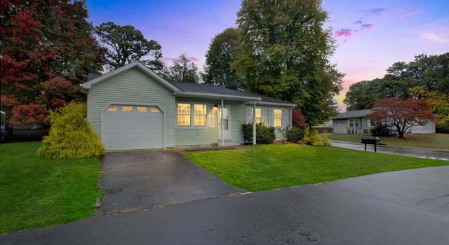 Photo of 46 Keene St, Manchester Township, NJ 08759