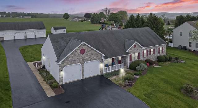 Photo of 2934 Grundsau Ct, Fogelsville, PA 18051