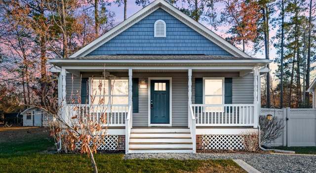 Photo of 308 3rd St, Colonial Beach, VA 22443