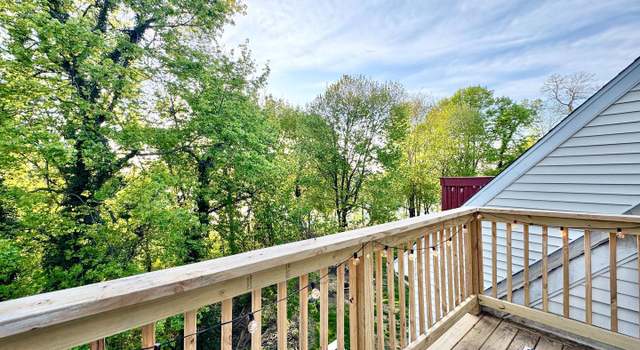 Property at 202 River Ct, Bordentown, NJ 08505, 3 beds, 1.5 baths