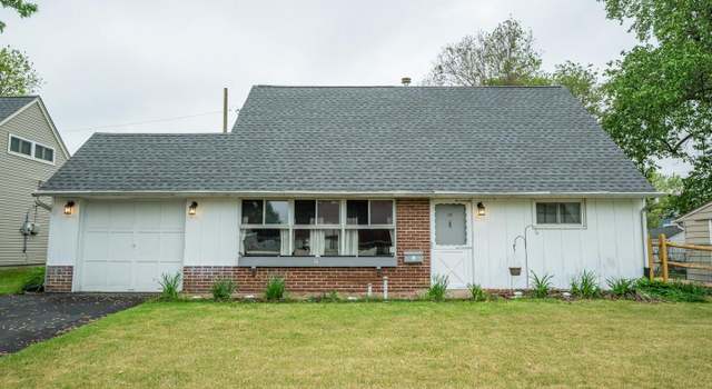 Photo of 16 Indigo Rd, Levittown, PA 19057