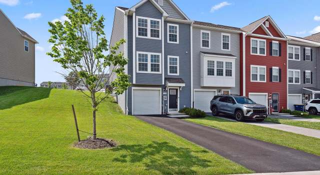 Photo of 92 Ayrshire Dr, Hanover, PA 17331