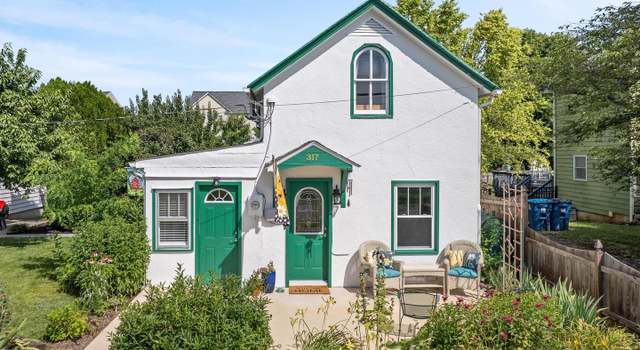 Photo of 317 First St, Berryville, VA 22611