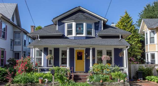 Photo of 8 S Main St, Stockton, NJ 08559