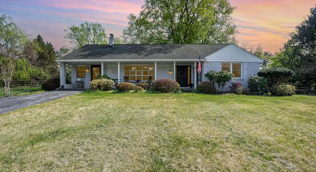 Photo of 1119 Greenway Rd, Cockeysville, MD 21030