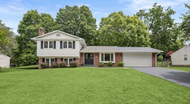 Photo of 11725 Becket St, Potomac, MD 20854