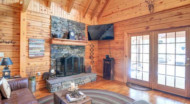Photo of 13566 Woodmont Rd, Hancock, MD 21750