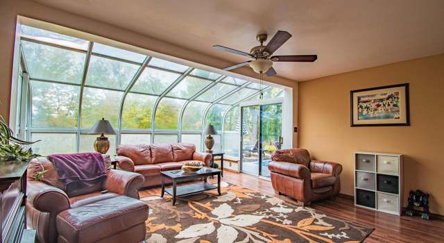 Photo of 3 Twin Hill Dr, Willingboro, NJ 08046
