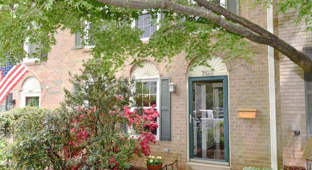 Photo of 2423 Alsop Ct, Reston, VA 20191