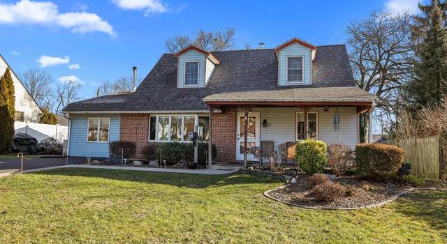 Photo of 22 Larkspur Rd, Levittown, PA 19056