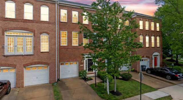 Photo of 13604 Red Squirrel Way, Herndon, VA 20171