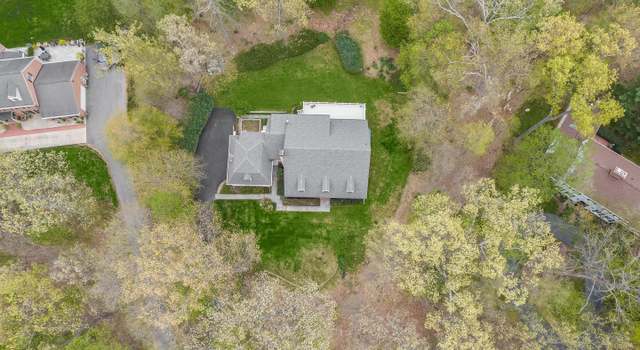 Photo of 8113 Plum Creek Dr, Gaithersburg, MD 20882