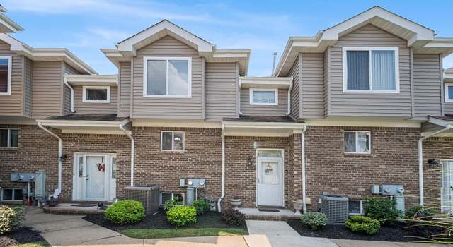 Photo of 38 Marina View Dr, Sewaren, NJ 07077
