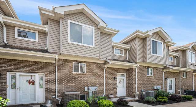 Photo of 38 Marina View Dr, Sewaren, NJ 07077