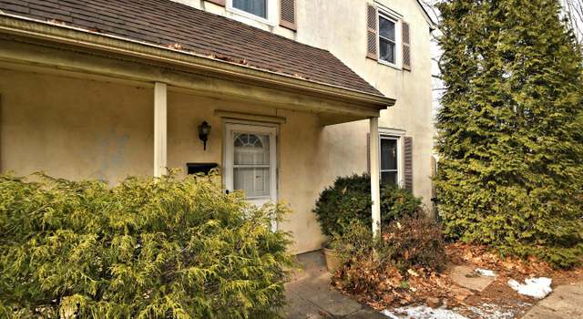 Photo of 211 Lancaster Ct, Quakertown, PA 18951
