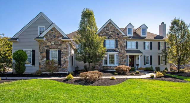 Photo of 120 Spring Tree Dr, Newtown Square, PA 19073