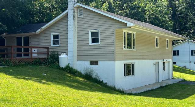 Photo of 2930 Martin Dr, Seven Valleys, PA 17360