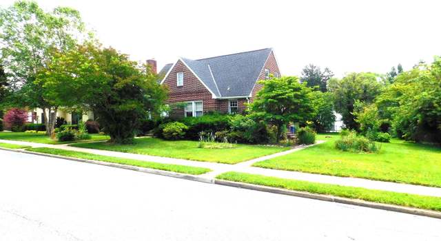 Photo of 704 Fairview Ave, Frederick, MD 21701