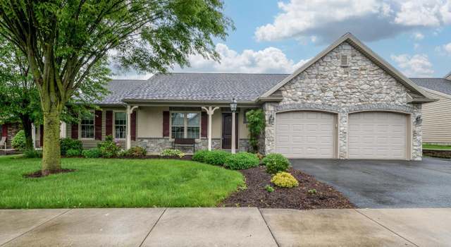 Photo of 877 Cambridge Dr, Manheim, PA 17545