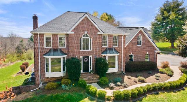 Photo of 37879 Deerbrook Ln, Purcellville, VA 20132