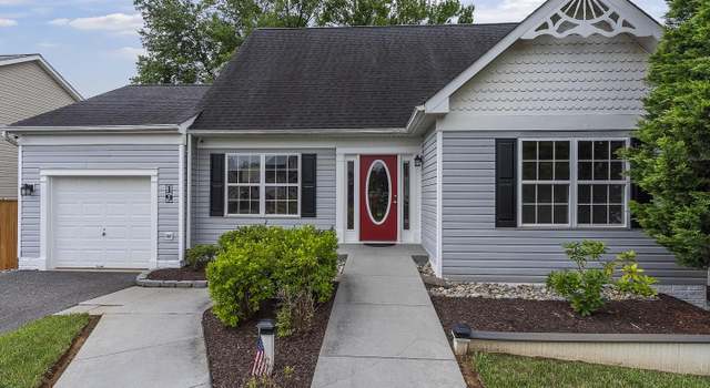 Photo of 19 Macintosh Ct, Middle River, MD 21220