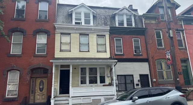 Photo of 721 W Market St, Pottsville, PA 17901