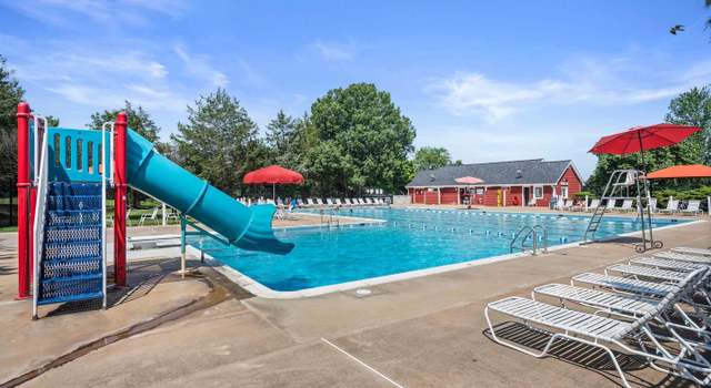 Photo of 19 Dulany Ct, Sterling, VA 20165