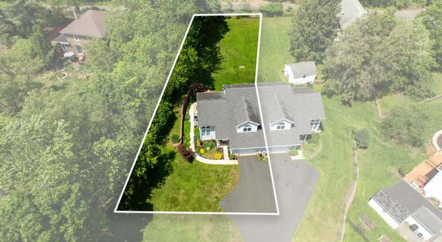 Photo of 237 Poplar St, Spring City, PA 19475