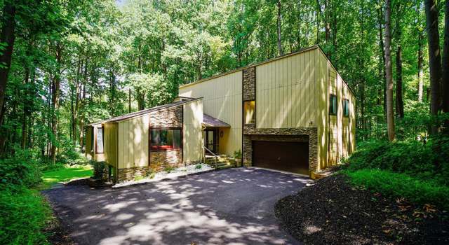 Photo of 8 Highpasture Ct, Owings Mills, MD 21117