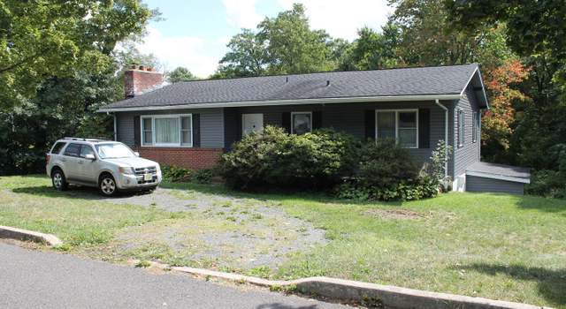 Photo of 3 Ardmore Dr, Bordentown, NJ 08505