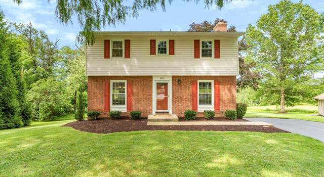 Photo of 8817 Autumn Hill Ct, Ellicott City, MD 21043
