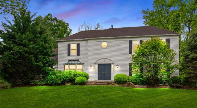 Photo of 5 Stark Ct, Princeton Junction, NJ 08550