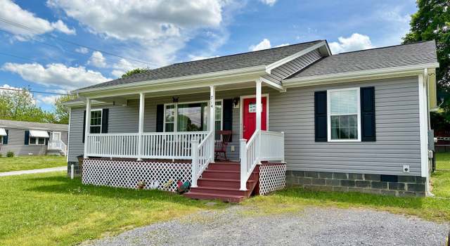 Photo of 714 Coverstone Ln, Shenandoah, VA 22849