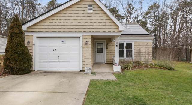 Photo of 10 Stamford Pl, Southampton, NJ 08088