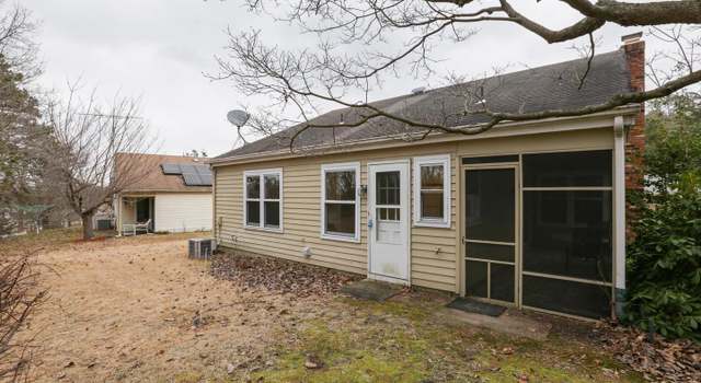 Photo of 10 Stamford Pl, Southampton, NJ 08088