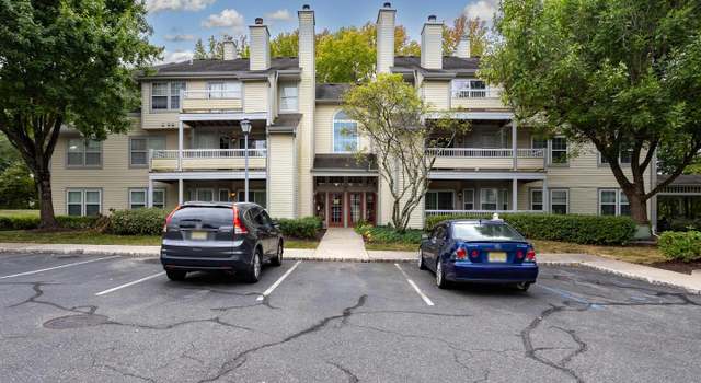 Photo of 106 Lassen Ct #8, Princeton, NJ 08540