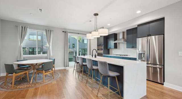 Photo of 674 N 13th St, Philadelphia, PA 19123