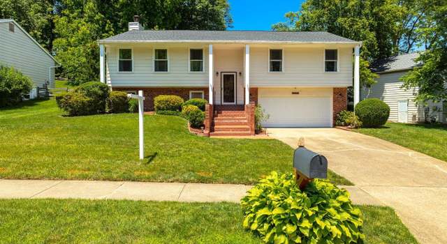Photo of 6204 Fushsimi Ct, Burke, VA 22015