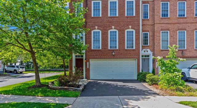 Photo of 4698 Helen Winter Ter, Alexandria, VA 22312