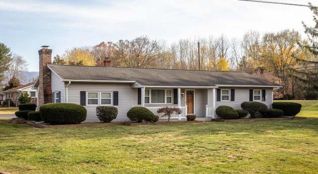Photo of 300 Holly Ave, Grottoes, VA 24441